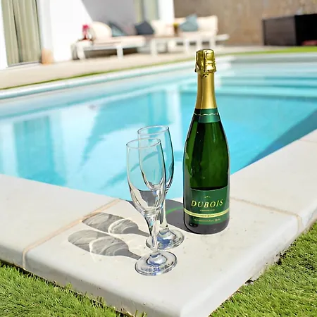 Your Dream Island Escape Starts Here - Casa Tilda * Моган