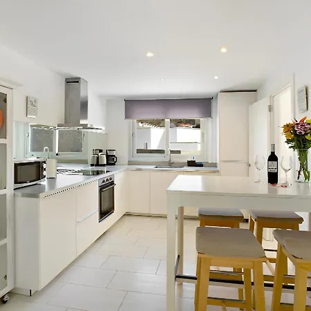 Your Dream Island Escape Starts Here - Casa Tilda Вилла *